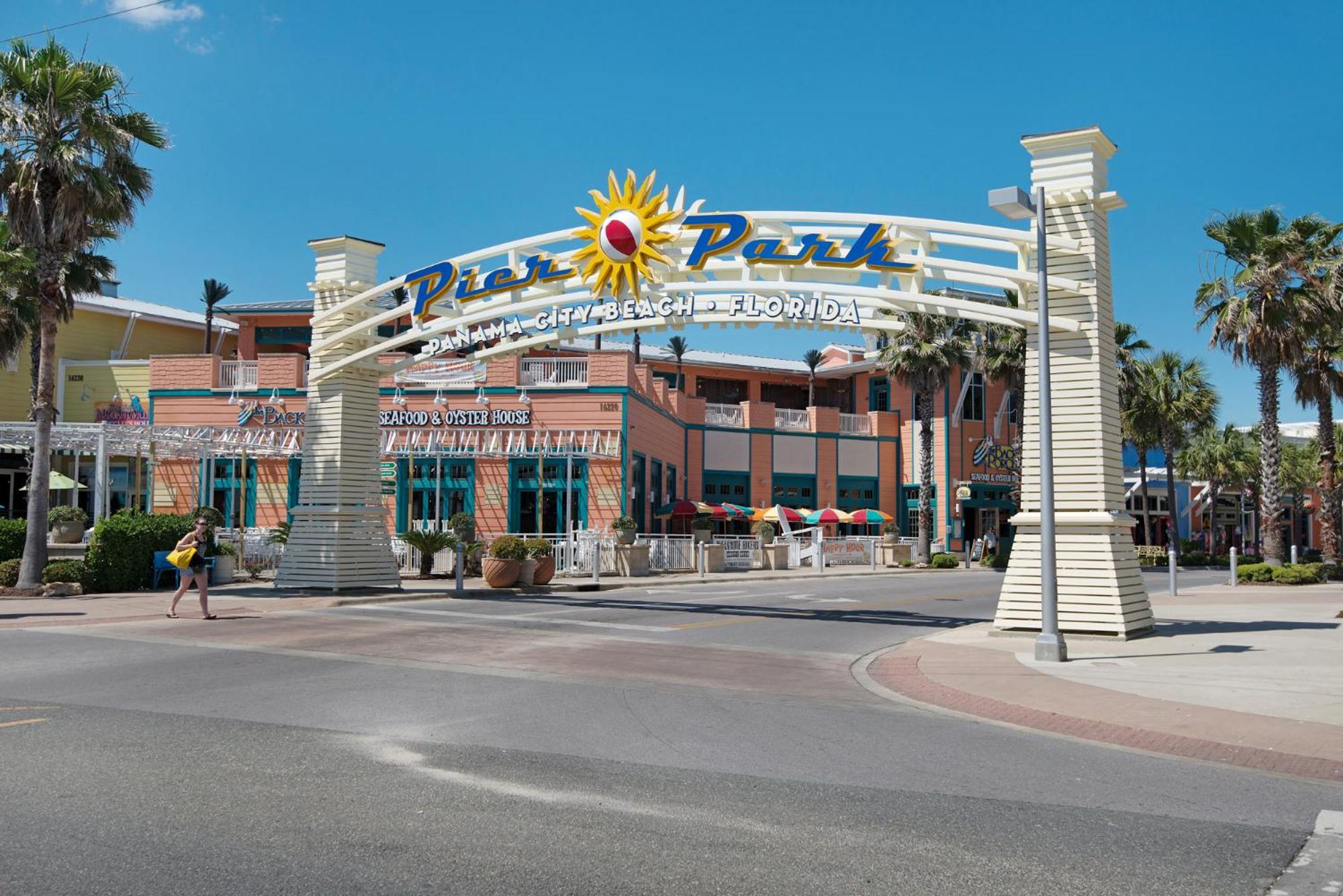 Brand New Expansive Coastal W/ Custom Furnishings Sleeps 15 * Panama City Beach